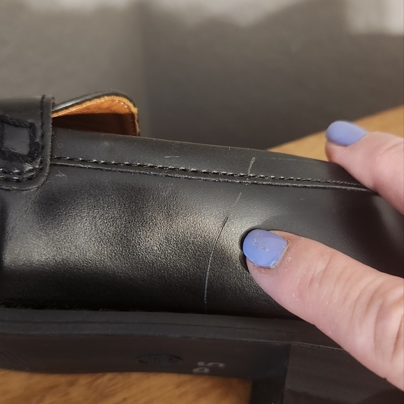 Universal Thread Black Loafers, Size 8 - Picture 4 of 5